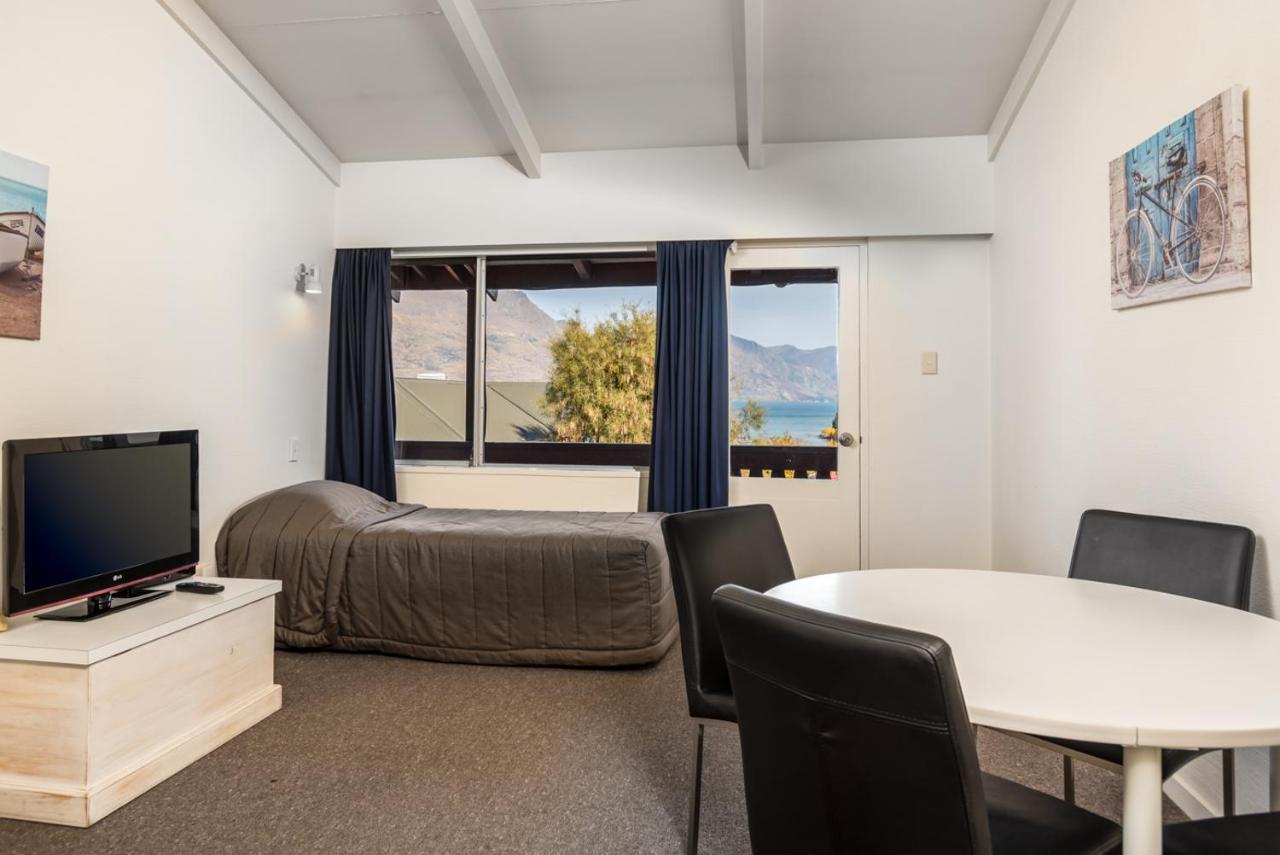 Queenstown Motel Apartments (Adults Only) Extérieur photo
