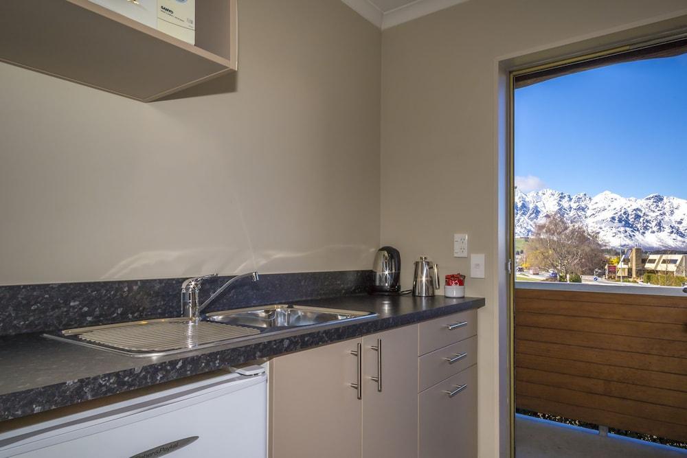 Queenstown Motel Apartments (Adults Only) Extérieur photo