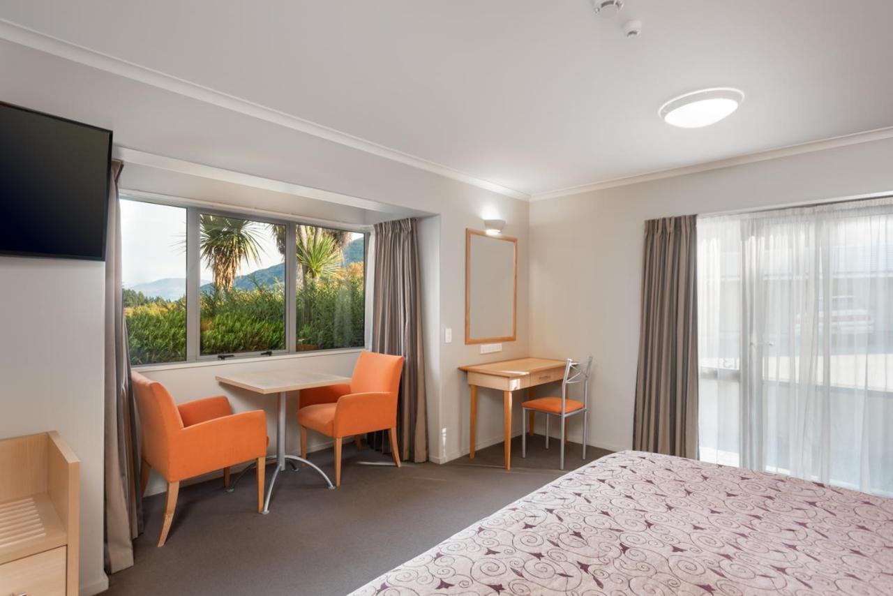 Queenstown Motel Apartments (Adults Only) Extérieur photo